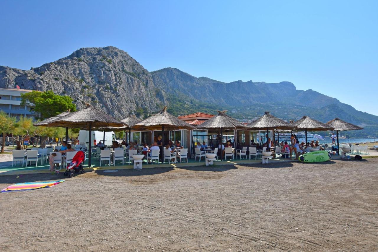 Apartments Mira Omiš Buitenkant foto